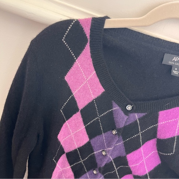 Cashmere Argyle Bundle of Two Cardigan Sweaters APT 9 Size Small - Picture 7 of 10